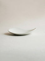 Petite assiette en galets NR Ceramics, pierre blanche