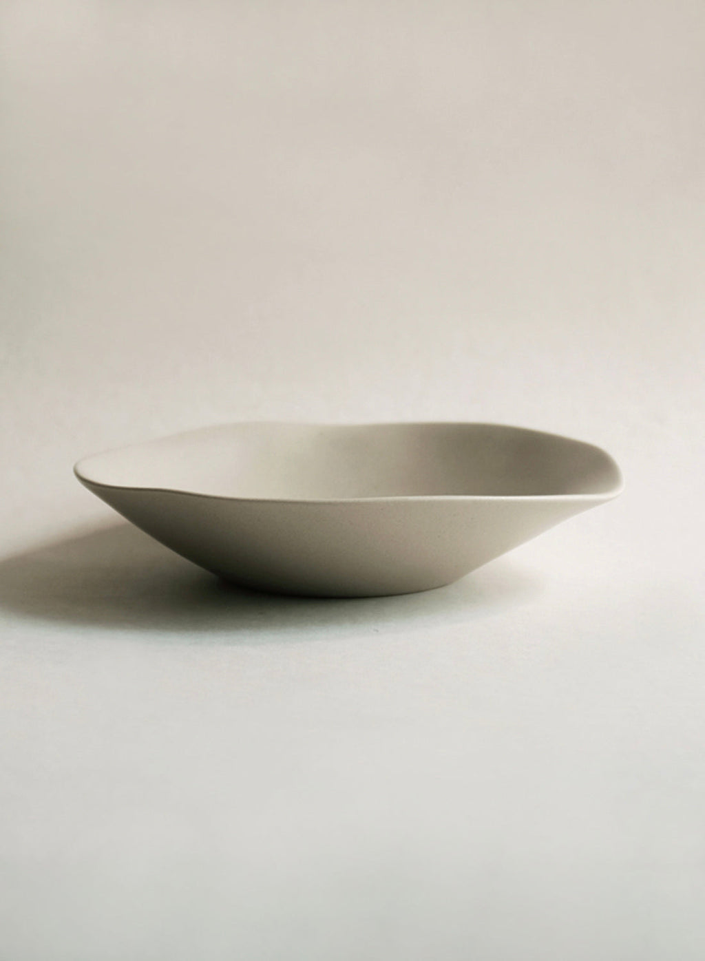 Bol bas NR Ceramics, beige terre