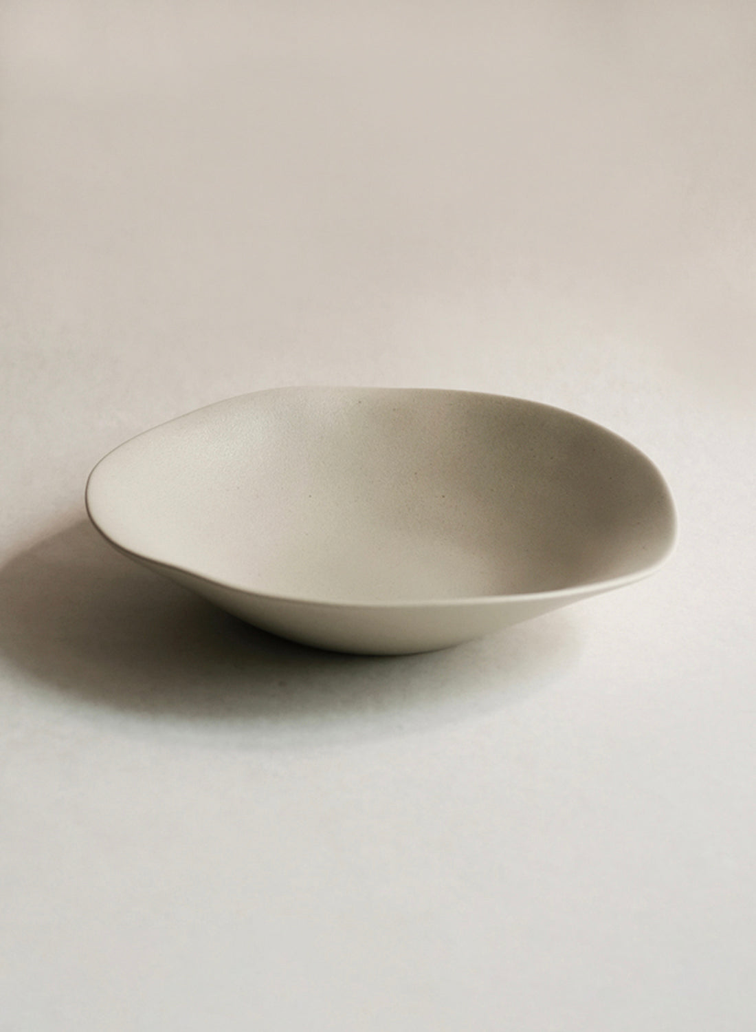 Bol bas NR Ceramics, beige terre