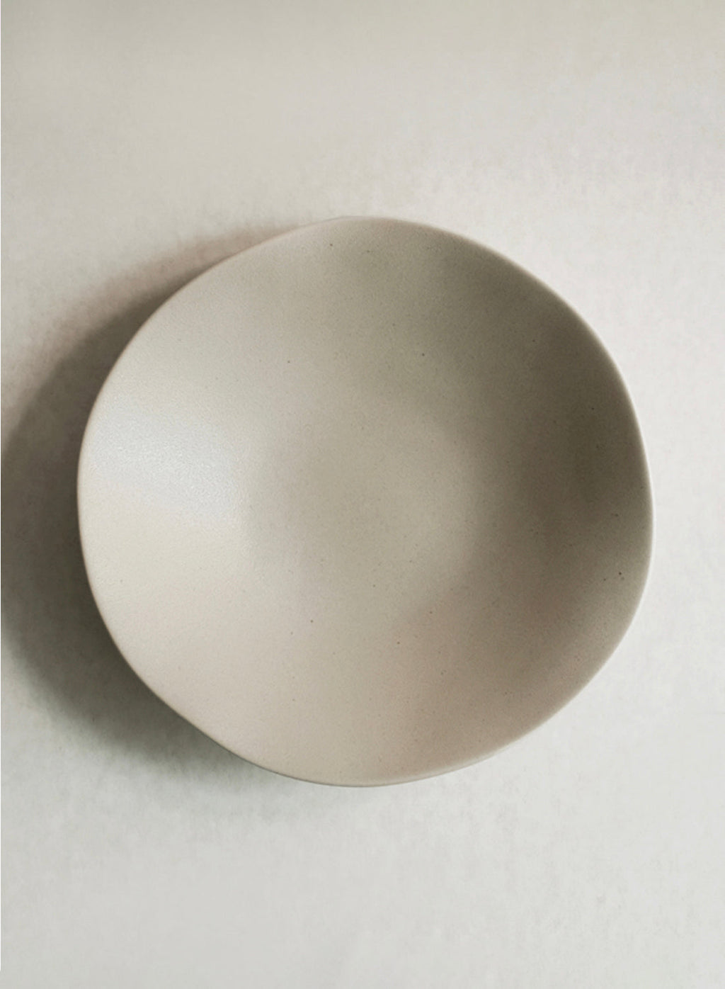 Bol bas NR Ceramics, beige terre